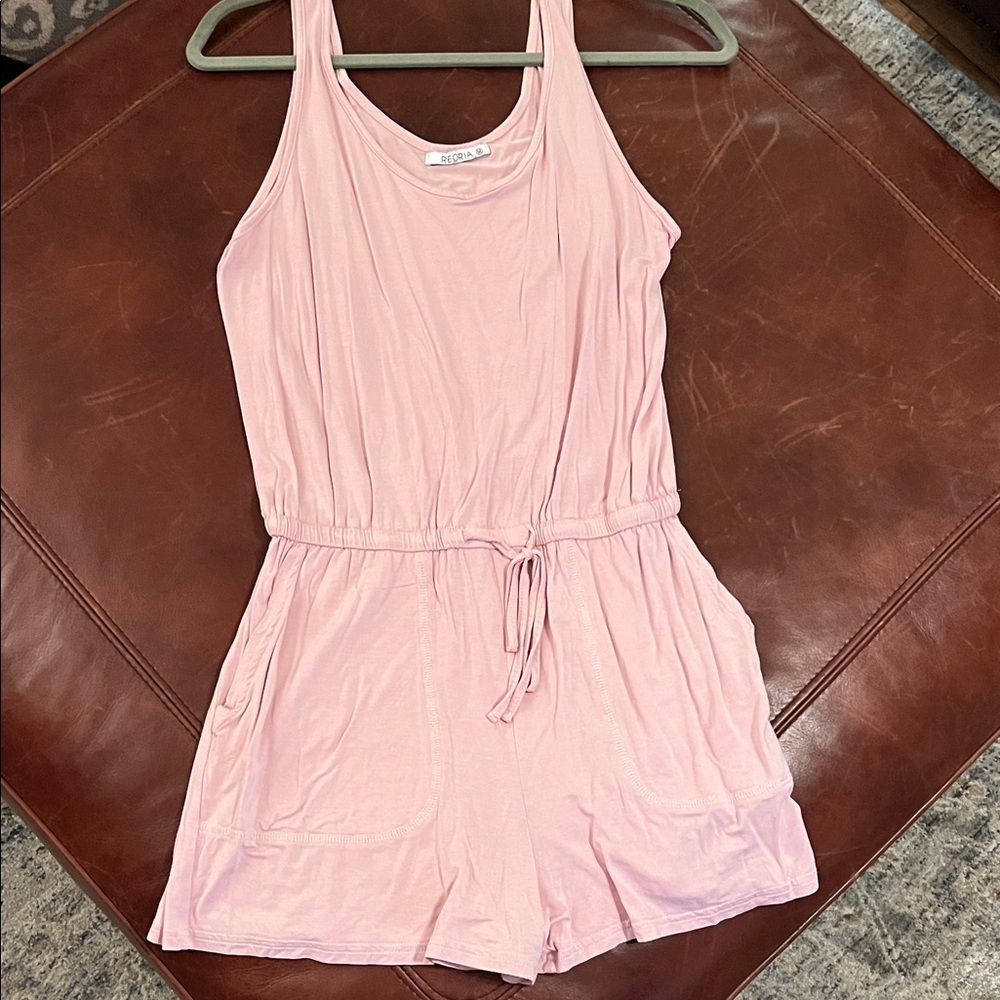 ReoRia Light Pink Sleeveless Romper